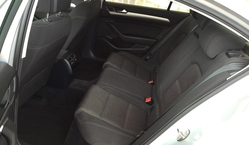 Volkswagen Passat DSG 2.0TDI 150cv lleno